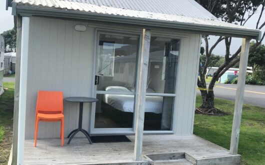 IMG_2871 (002) standard cabin